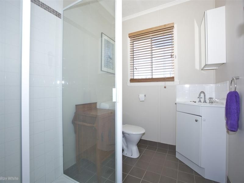 7 Bernard Street, Brighton QLD 4017