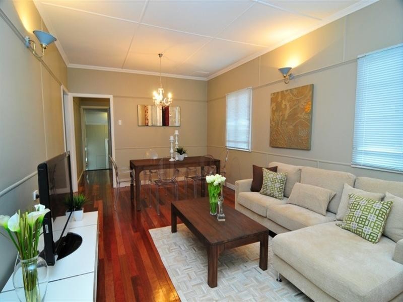 94 Dunne Street, Brighton QLD 4017