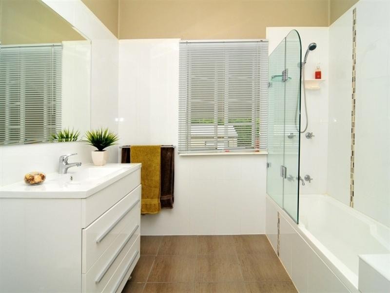 94 Dunne Street, Brighton QLD 4017