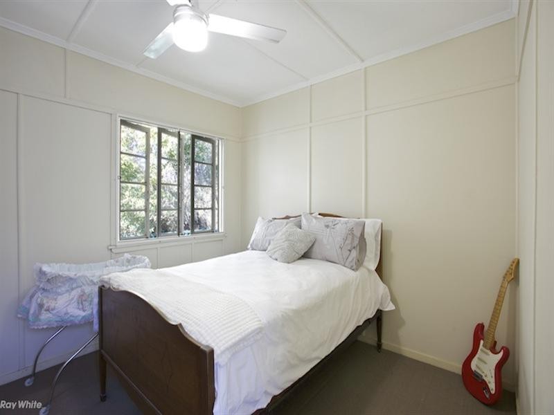 17 Biarra Street, Deagon QLD 4017