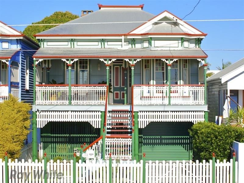 106 Flinders Parade, Sandgate QLD 4017