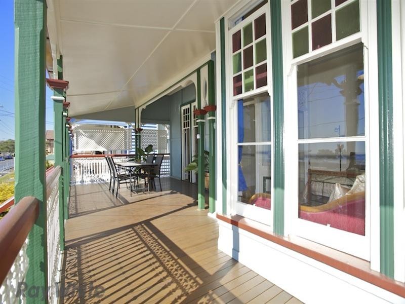 106 Flinders Parade, Sandgate QLD 4017