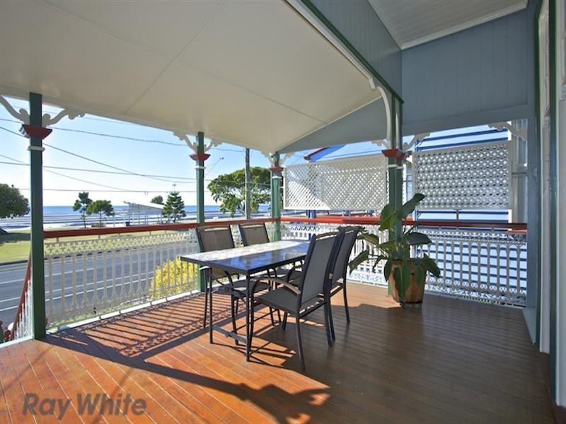 106 Flinders Parade, Sandgate QLD 4017