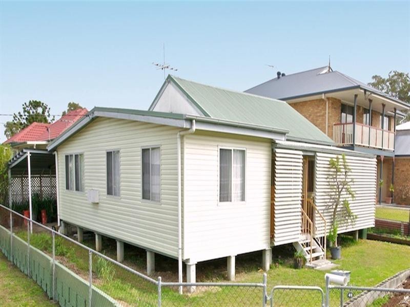 49 Finnie Road, Deagon QLD 4017