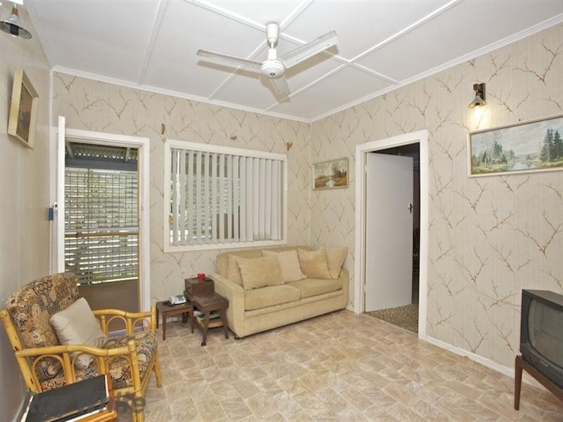 49 Finnie Road, Deagon QLD 4017