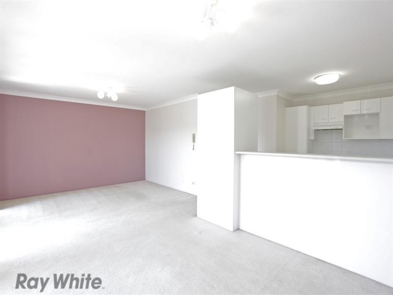 6/2 HALCOMB Street, Zillmere QLD 4034