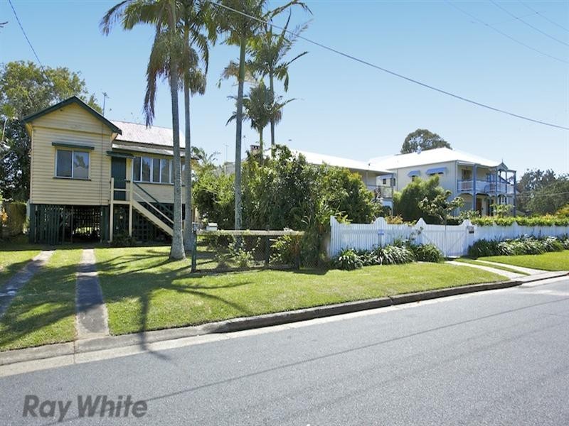 22 Gilpin Street, Shorncliffe QLD 4017