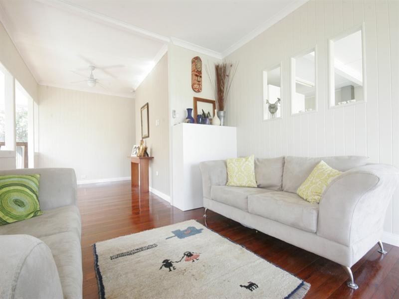 49 Kempster Street, Sandgate QLD 4017