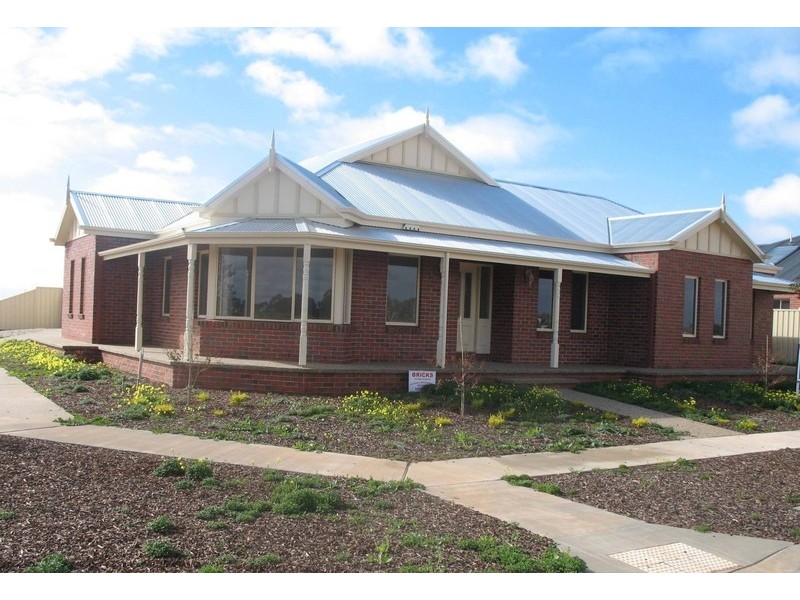 16 Rita Drive, Mildura VIC 3500