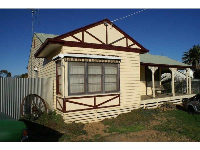 18 Main Street, Speed VIC 3488