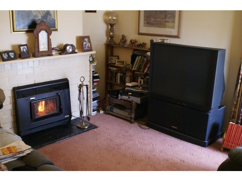 18 Main Street, Speed VIC 3488