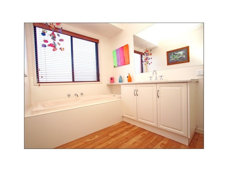 11 Stanford Rise, Mildura VIC 3500