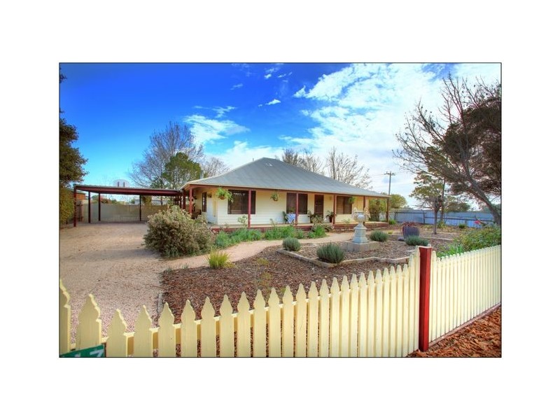 117 Koorlong Avenue, Nichols Point VIC 3501