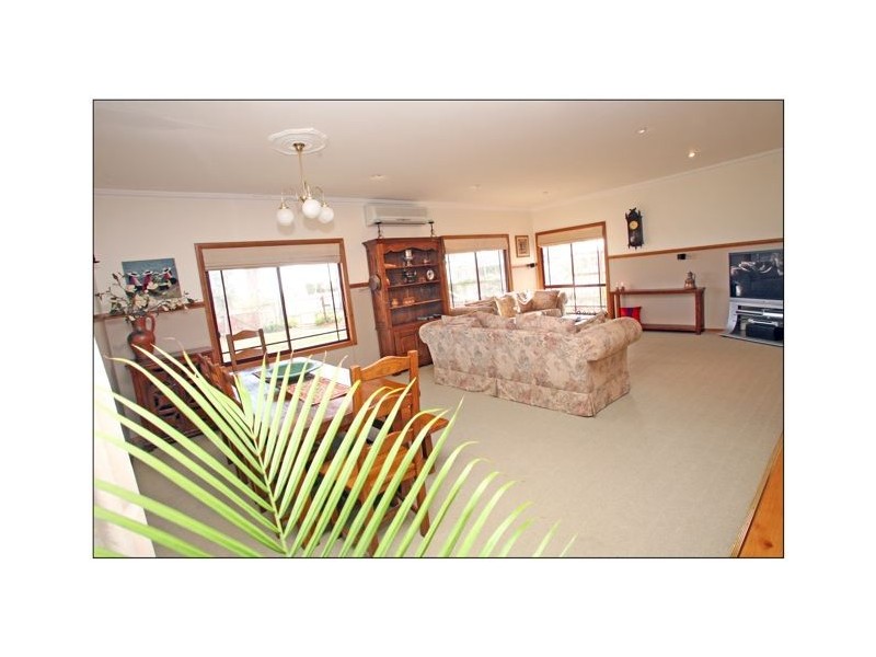 117 Koorlong Avenue, Nichols Point VIC 3501