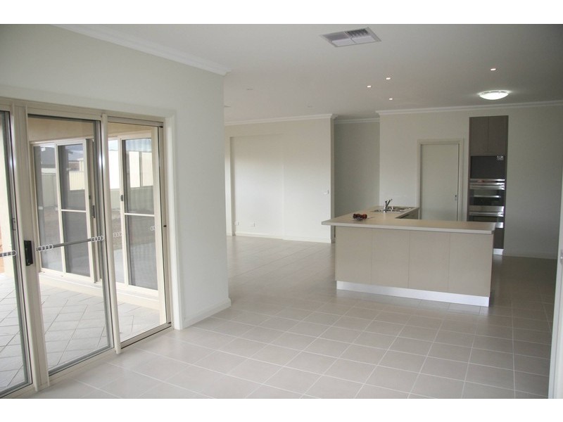 10 Villiva Drive, Mildura VIC 3500