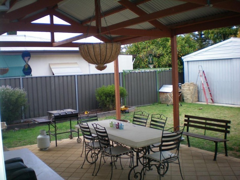 4 Oak Avenue, Mildura VIC 3500