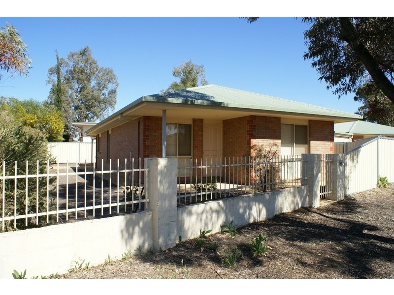 Cnr Rowe Pde and Indi Avenue, Red Cliffs VIC 3496