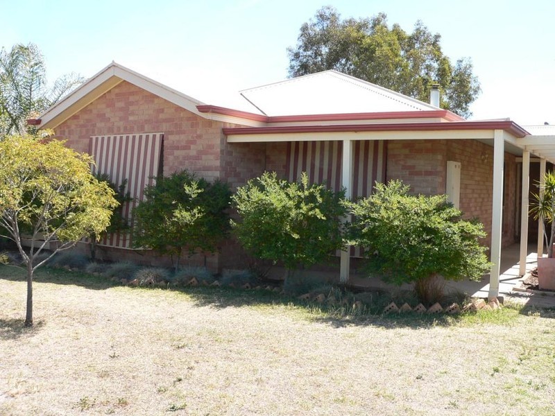 38 Elouera Drive, Irymple VIC 3498