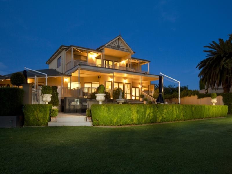 12 Riverview Rise, Mildura VIC 3500