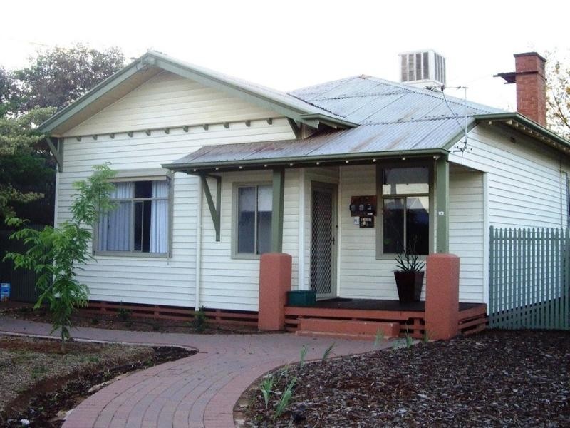 3 Sarnia Avenue, Mildura VIC 3500