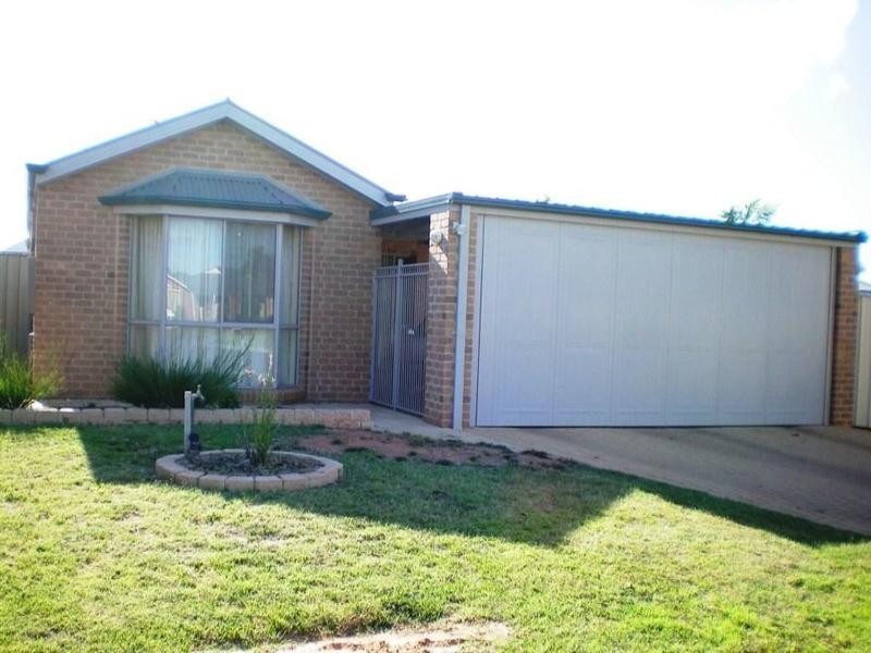4 Arielle Court, Mildura VIC 3500
