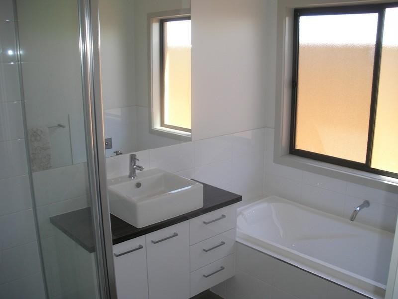 8 Casuarina Way, Buronga NSW 2739