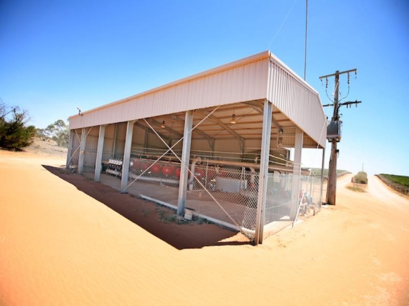 - Castles Crossing Road, Colignan VIC 3494