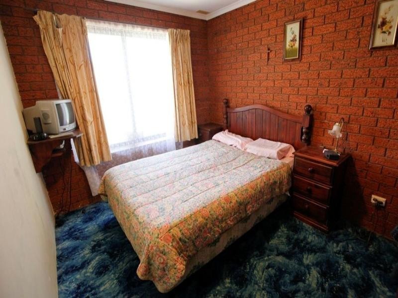 Units 1-4, 2 Elouera Drive, Irymple VIC 3498