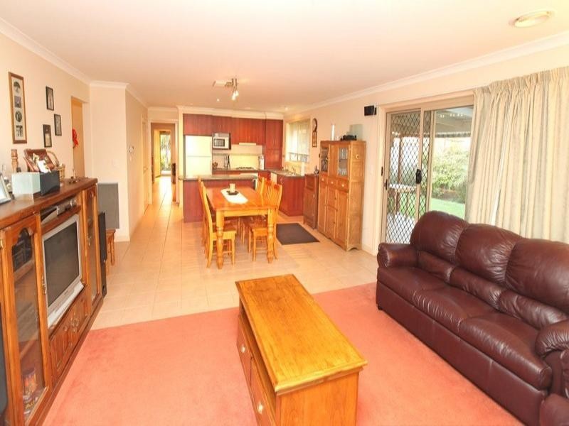 6 Durham Avenue, Mildura VIC 3500