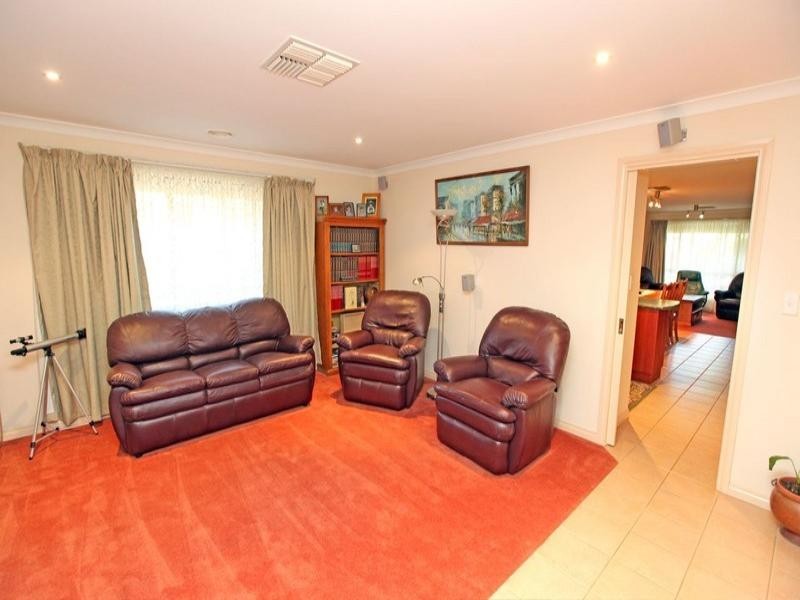 6 Durham Avenue, Mildura VIC 3500