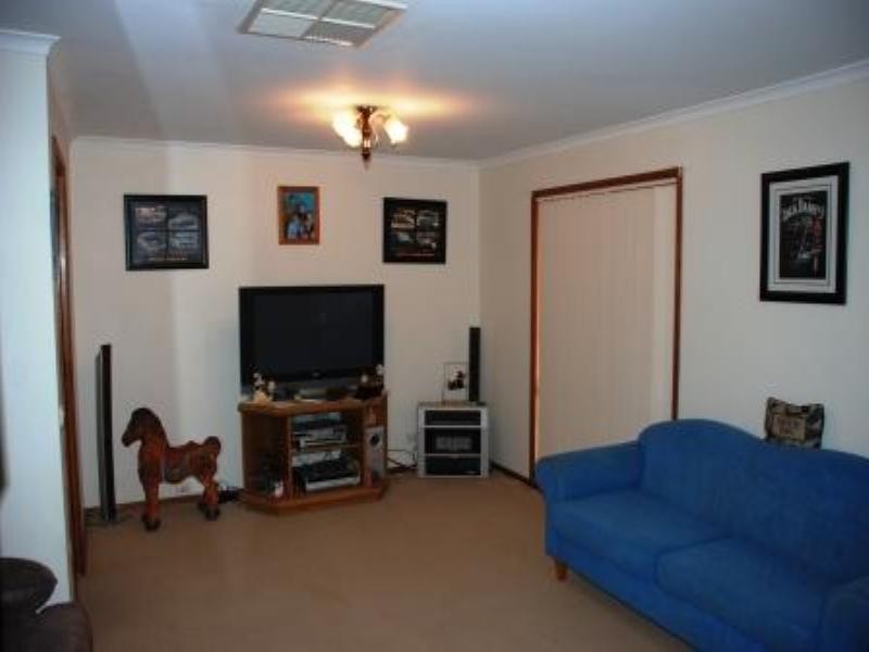 12a Westcliffs Avenue, Red Cliffs VIC 3496