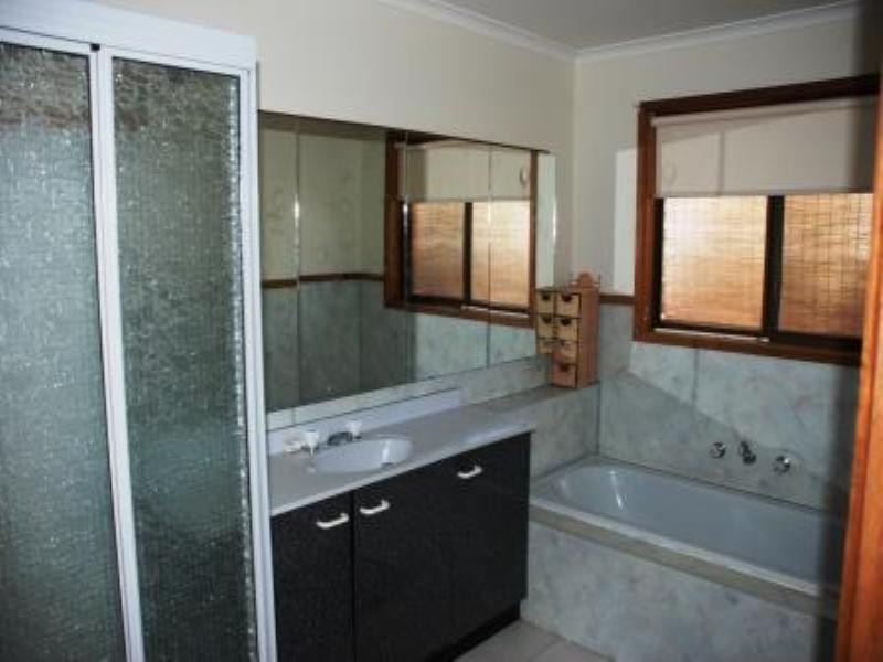 12a Westcliffs Avenue, Red Cliffs VIC 3496