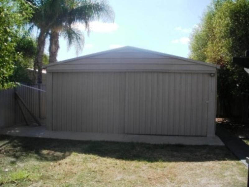 17 Muscat Court, Mildura VIC 3500