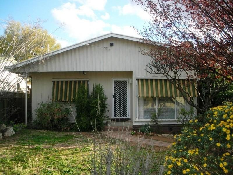 4 Bowen Crescent, Mildura VIC 3500