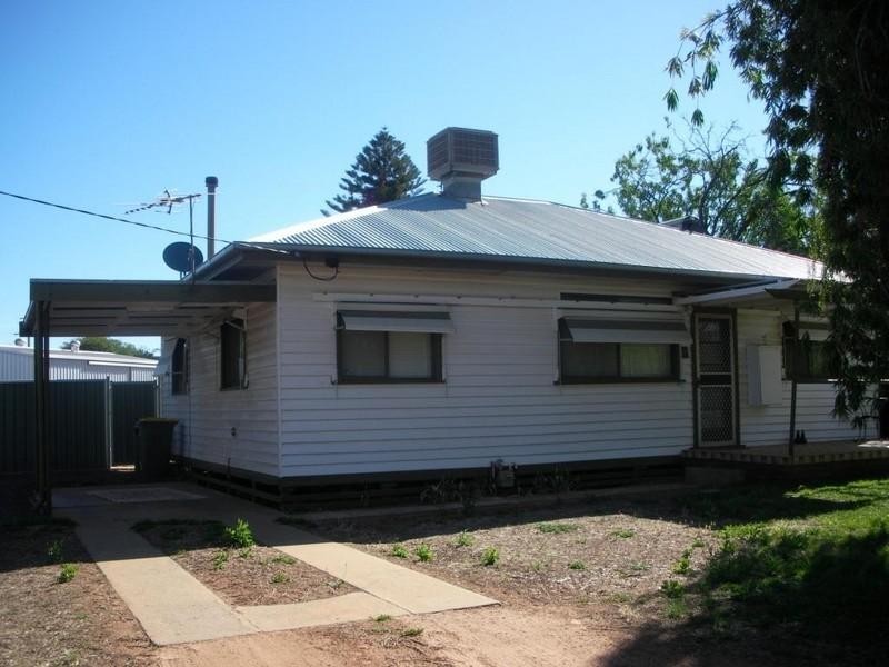 8 Boree Street, Red Cliffs VIC 3496