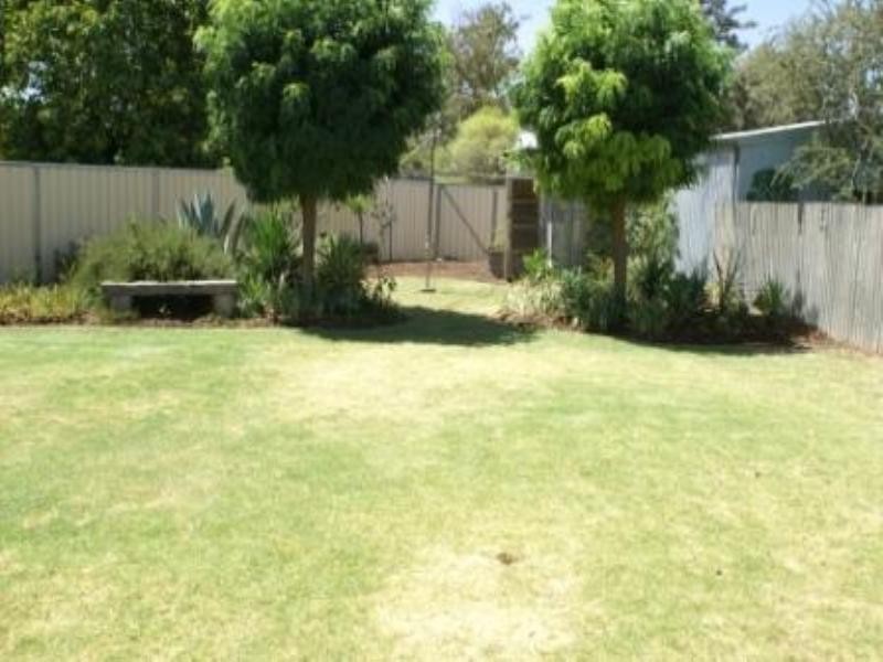 21 Goulburn Avenue, Red Cliffs VIC 3496