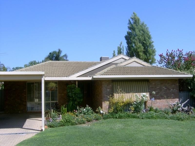 16 Helen Court, Mildura VIC 3500