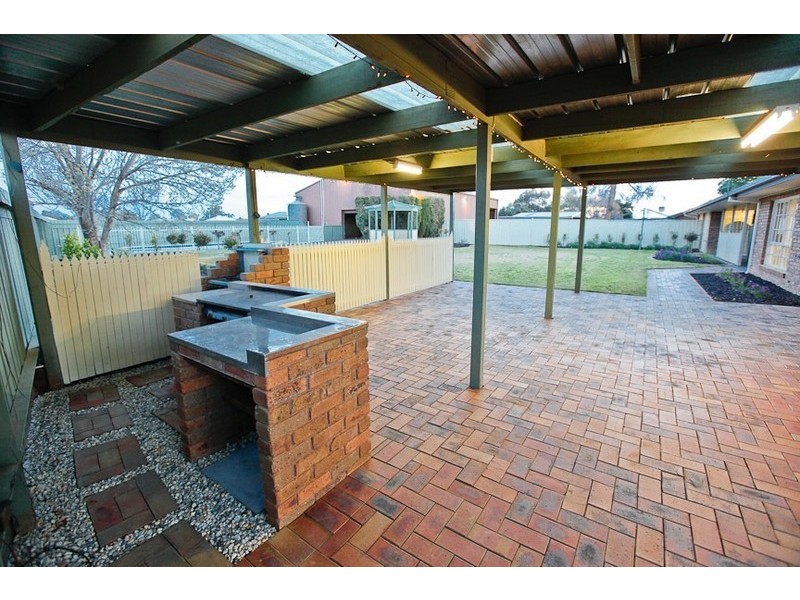 142 Indi Avenue, Red Cliffs VIC 3496