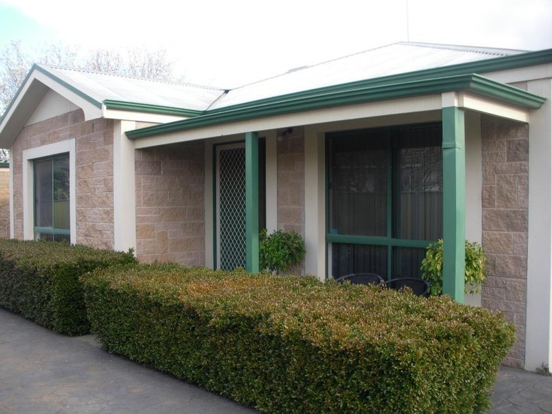 2/9 Wattle Parade, Mildura VIC 3500