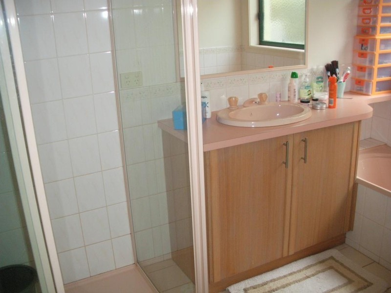 2/9 Wattle Parade, Mildura VIC 3500