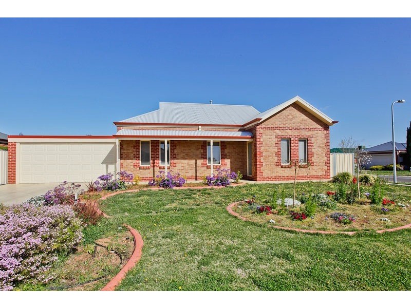 15 James Cook Drive, Mildura VIC 3500