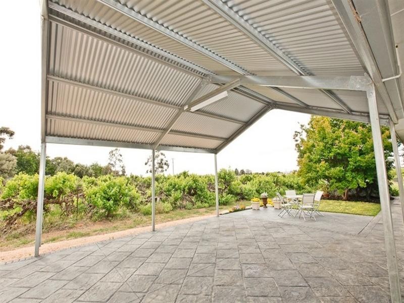 17 Ovens Avenue, Red Cliffs VIC 3496
