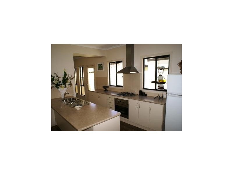 80 Orange Avenue, Mildura VIC 3500