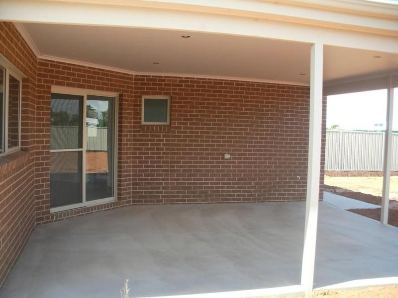 4 Anne Cox Drive, Red Cliffs VIC 3496