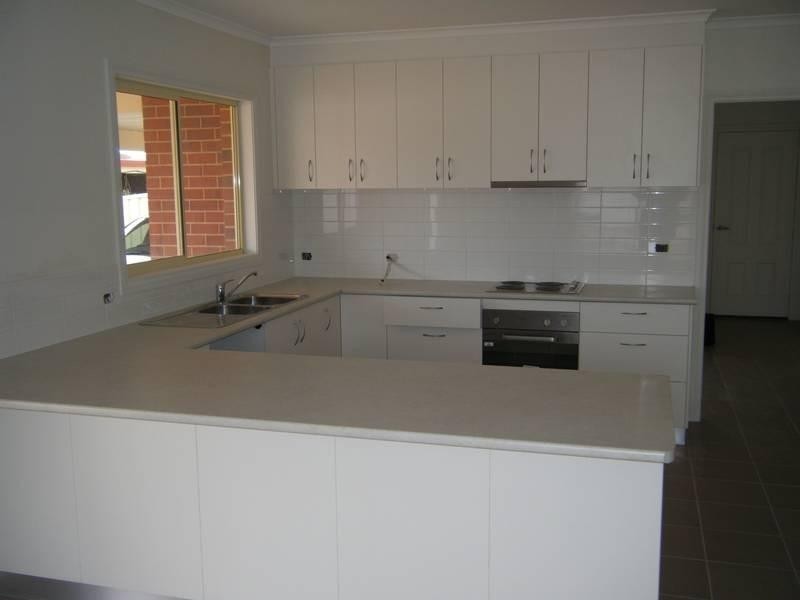 2/6 Golden Grove, Red Cliffs VIC 3496