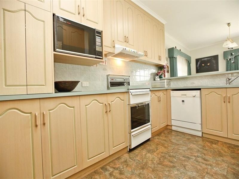 16 Mary Avenue, Mildura VIC 3500