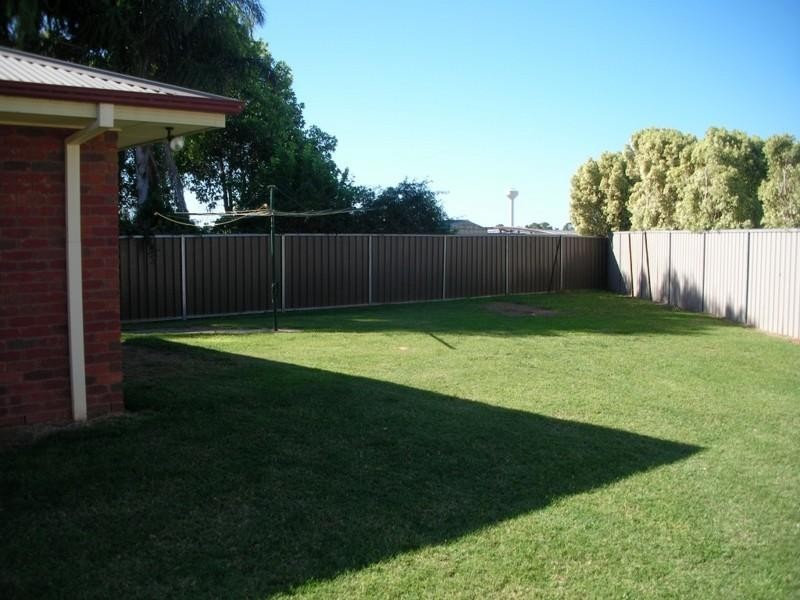 13 Macquarie Court, Mildura VIC 3500