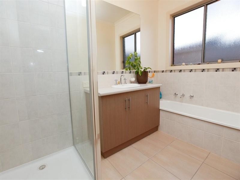 2 Eyre Court, Mildura VIC 3500