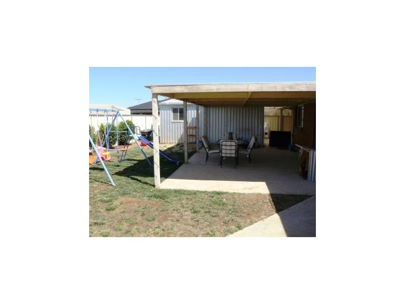 4 Reynolds Court, Mildura VIC 3500