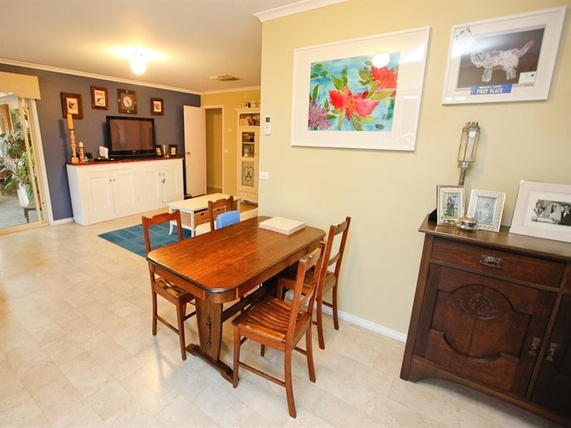 9 Coonawarra Close, Mildura VIC 3500